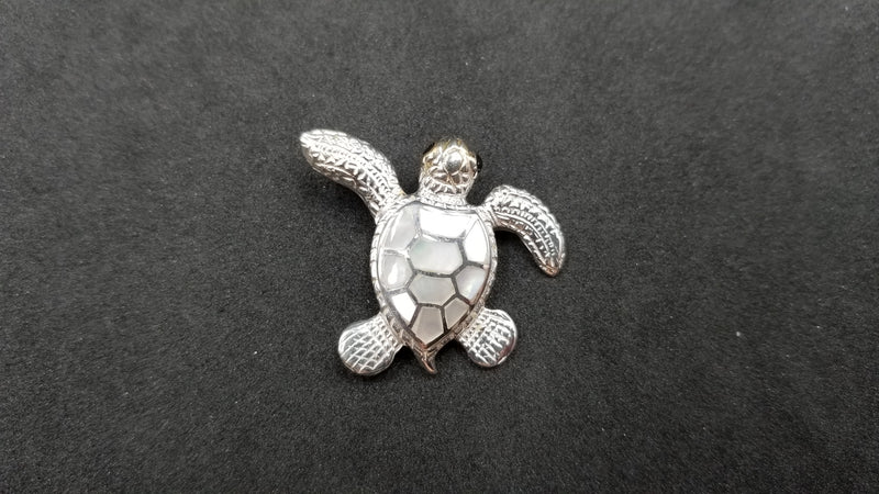 STERLING SILVER W/ MOTHER OF PEARL SEA TURTLE PENDANT