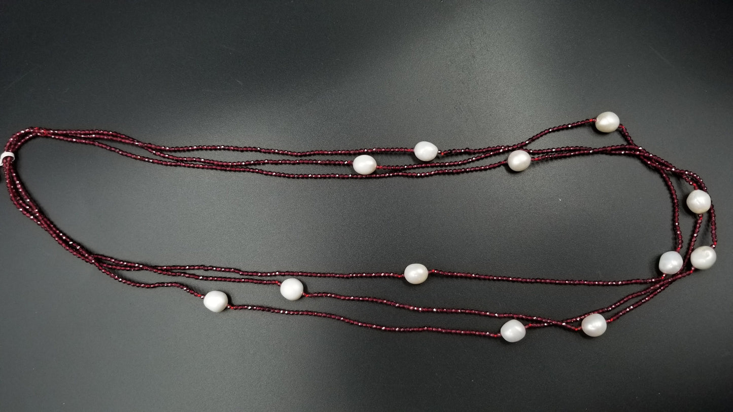 FRESHWATER PEARLS W/ GARNET BEADS TRIPLE ROWS NECKLACE