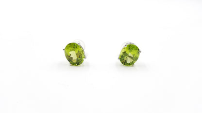 PERIDOT  8X10 OVAL SHAPE 14 KT WHITE GOLD PRONG SET STUDS EARRINGS