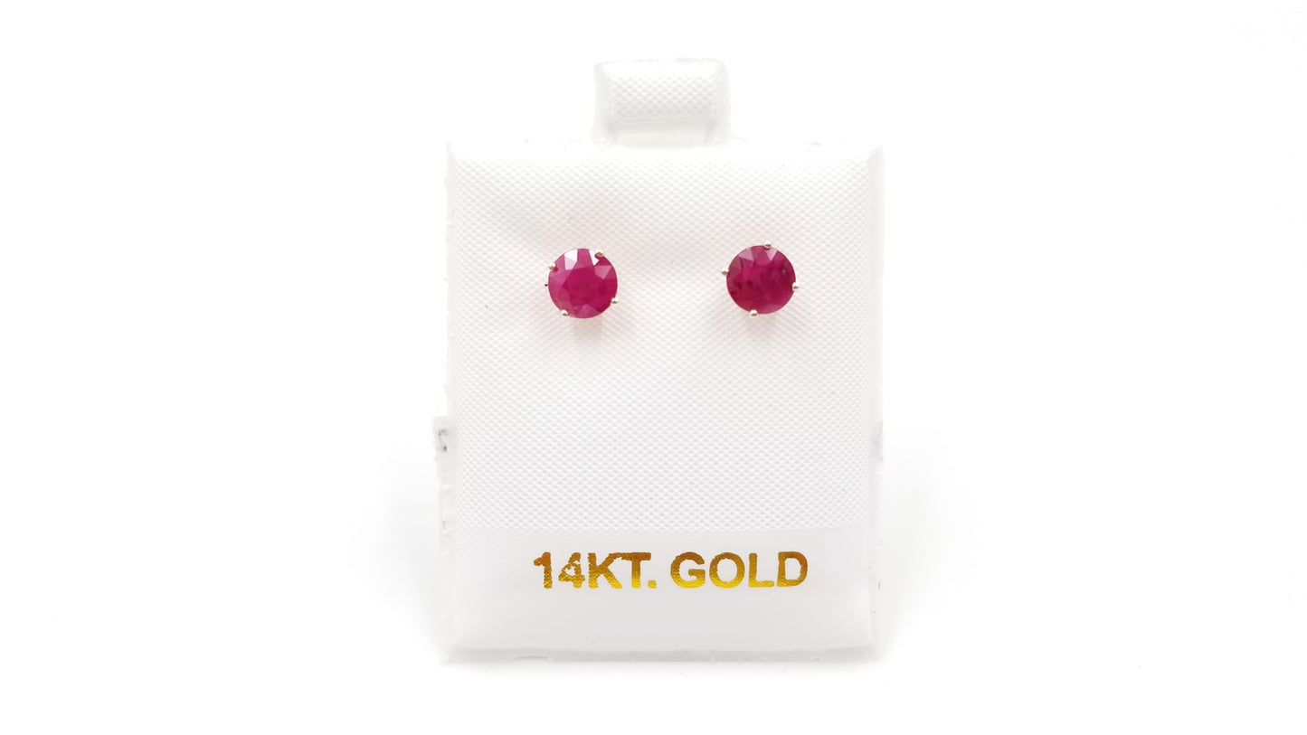RUBY 5.5 MM ROUND SHAPE 14 KT YELLOW GOLD PRONG SET EARRINGS