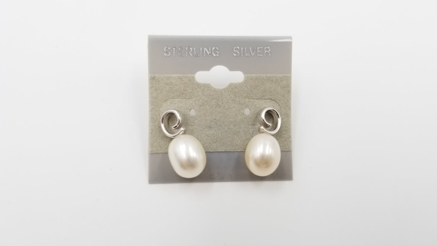 FRESHWATER CULTURE PEARLS STERLING SILVER PUSH BACK EARRINGS