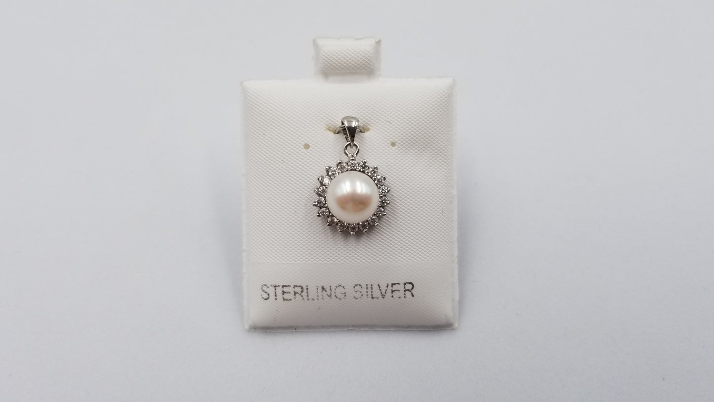 FRESHWATER CULTURE PEARLS CLASSIC WITH CZ IN STERLING SILVER PENDANT