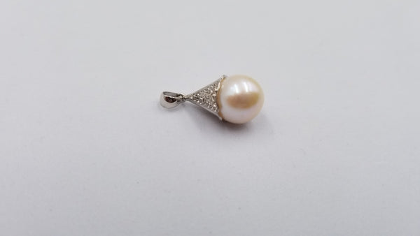 FRESHWATER CULTURE PEARLS CLASSIC WITH CZ IN STERLING SILVER PENDANT