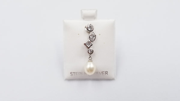 FRESHWATER CULTURE PEARL TEAR DROP SHAPE WITH CUBIC ZIRCONIAS STERLING SILVER PENDANT