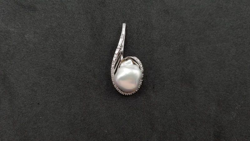 FRESHWATER CULTURE BAROQUE PEARL ( FREE FORM )WITH CZ STERLING SILVER SLIDE PENDANT