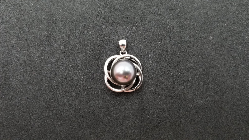 TAHITIAN BLACK PEARL ( ROUND ) STERLING SILVER PEANDANT