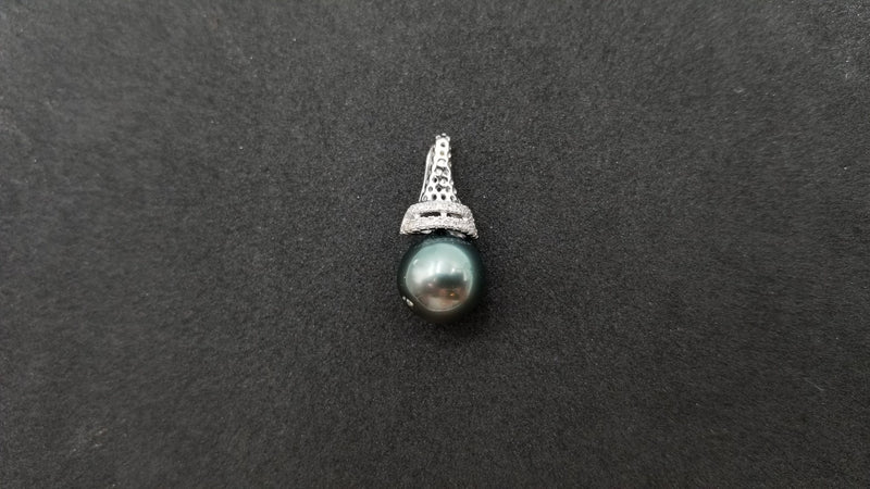 TAHITIAN BLACK PEARL ( BAROQUE ) STERLING SILVER PEANDANT