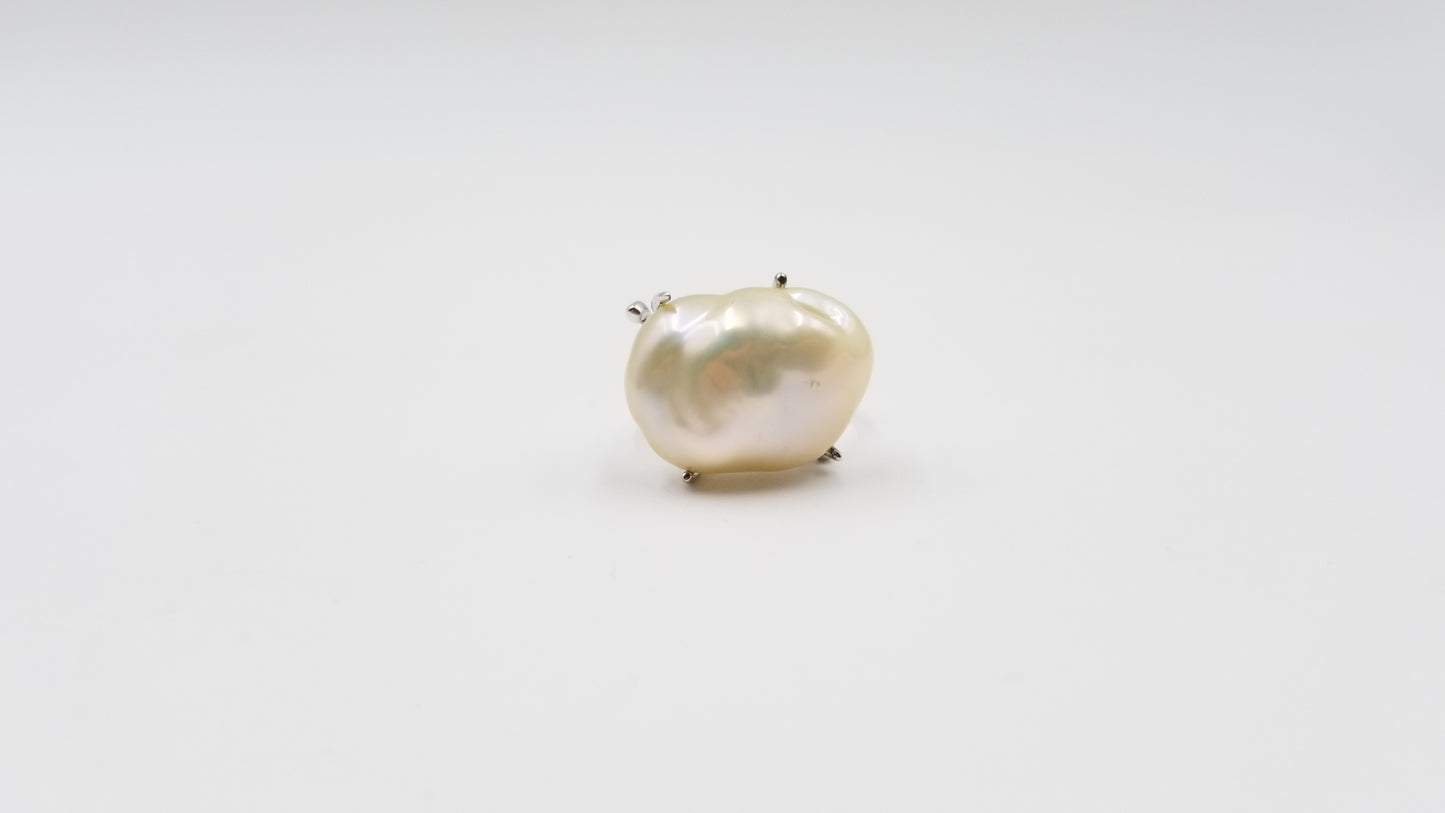 FRESHWATER BAROQUE NUCLEUS PEARL STERLING SILVER RING
