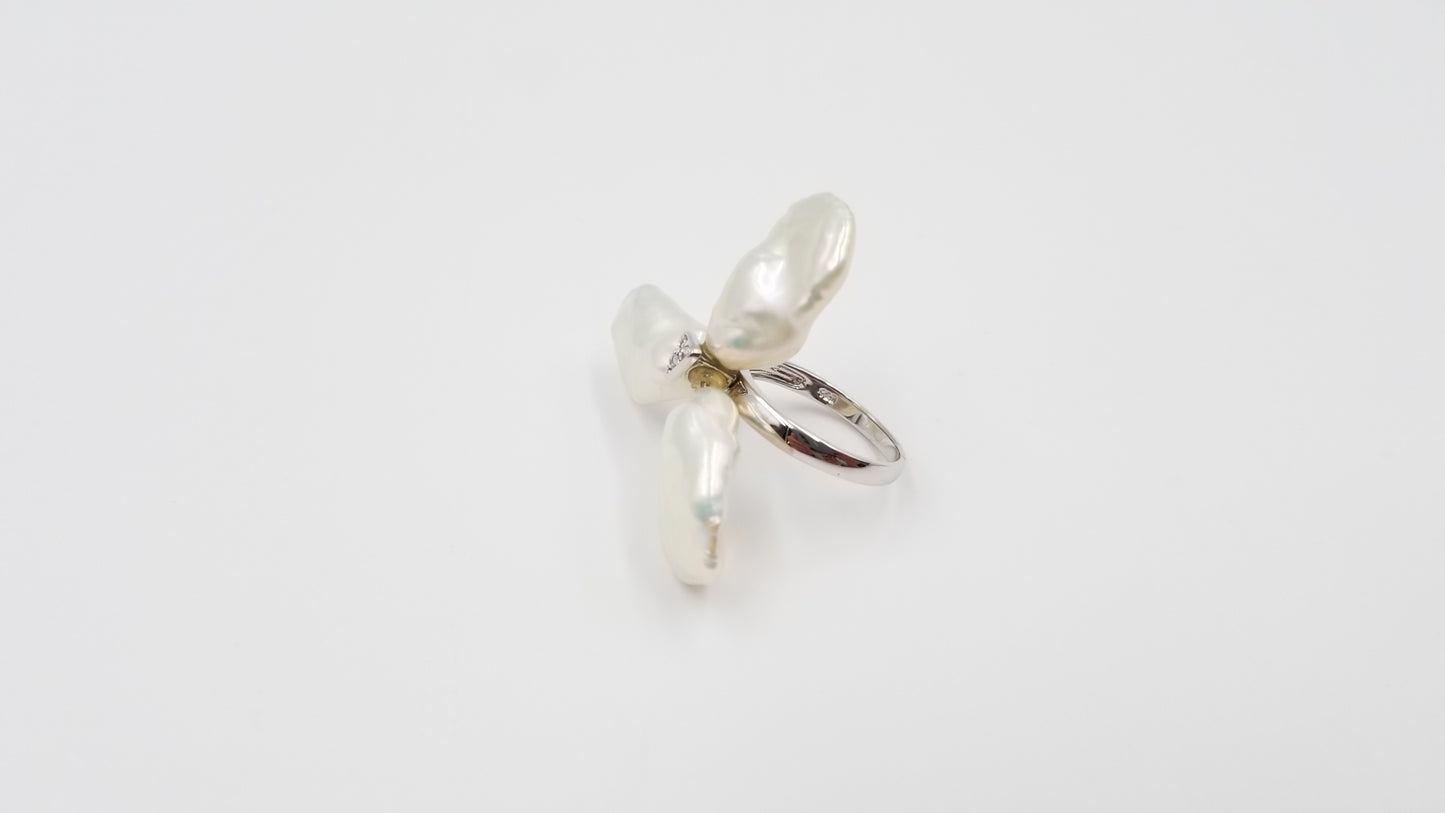 FRESHWATER KESHI PEARLS W/ CZ STERLING SILVER RING