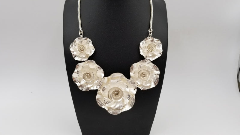 STERLING SILVER LARGE FLORAL DESIGNS NECKLACE