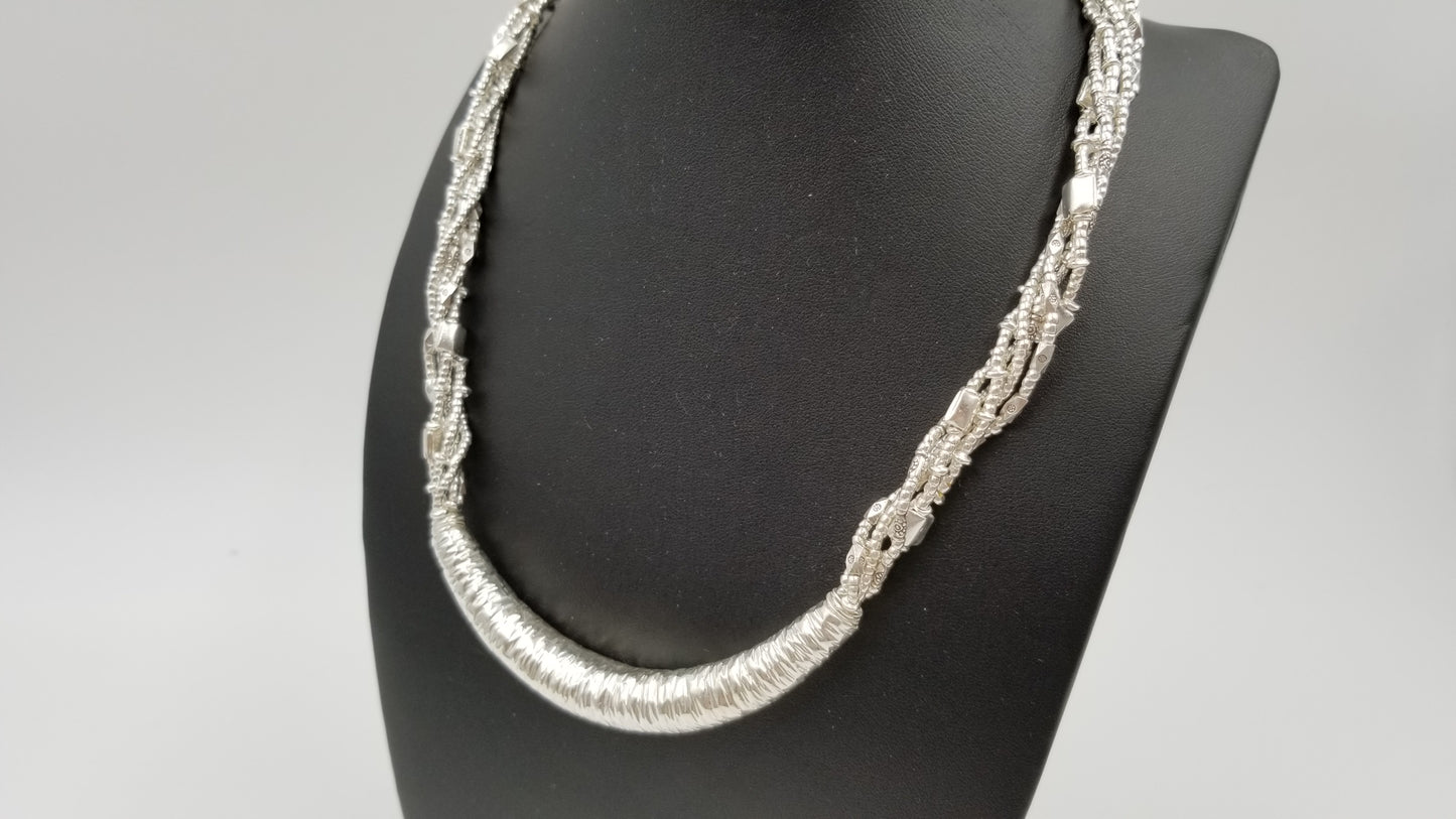 STERLING SILVER SPECIAL DESIGNS NECKLACE