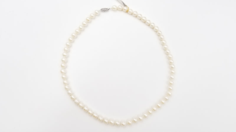 FRESHWATER CULTURE PEARLS 6.5-7 MM 14 KT WHITE GOLD CLASP 18 " CLASSIC STRAND NECKLACE