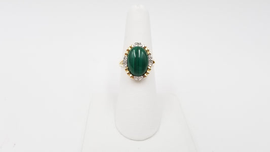 MALACHITE WITH DIAMONDS 14 KT YELLOW GOLD RING