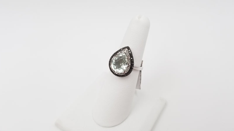 GREEN AMETHYST ( PEAR SHAPE ) WITH BLACK DIAMONDS 14 KT WHITE GOLD RING