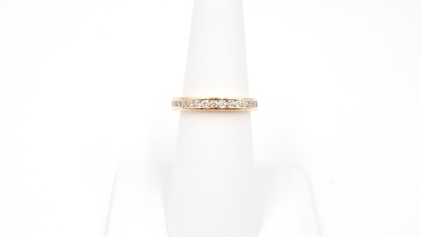 DIAMONDS 18 KT YELLOW GOLD CHANNEL SET ETERNITY BAND