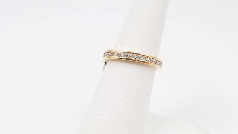 DIAMONDS 18 KT YELLOW GOLD CHANNEL SET ETERNITY BAND