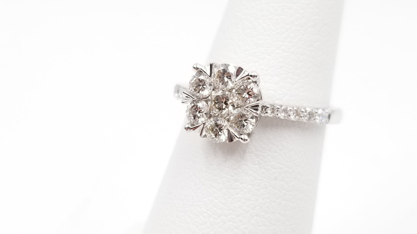 DIAMONDS CLUSTER  18 KT WHITE GOLD RING