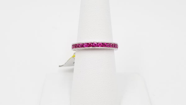 RUBY CHANNEL SET 18 KT WHITE GOLD ETERNITY BAND