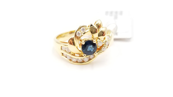 SAPPHIRE WITH DIAMONDS 18 KT YELLOW GOLD RING