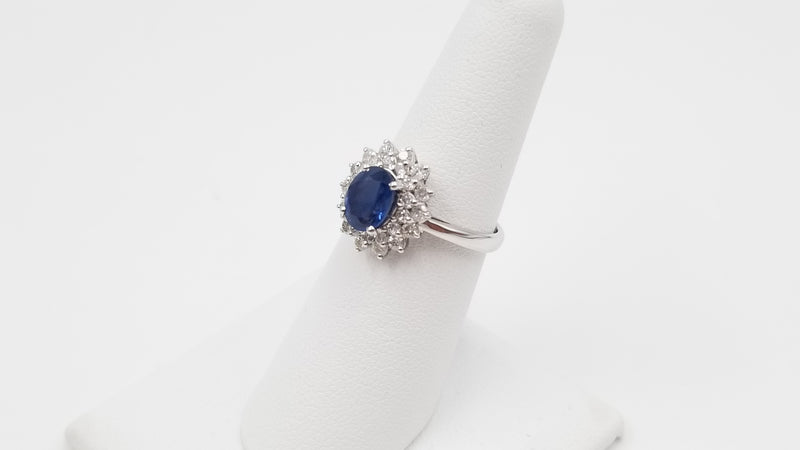 SAPPHIRES ( OVAL ) AND DOUBLE ROWS DIAMONDS  18 KT WHITE GOLD RING