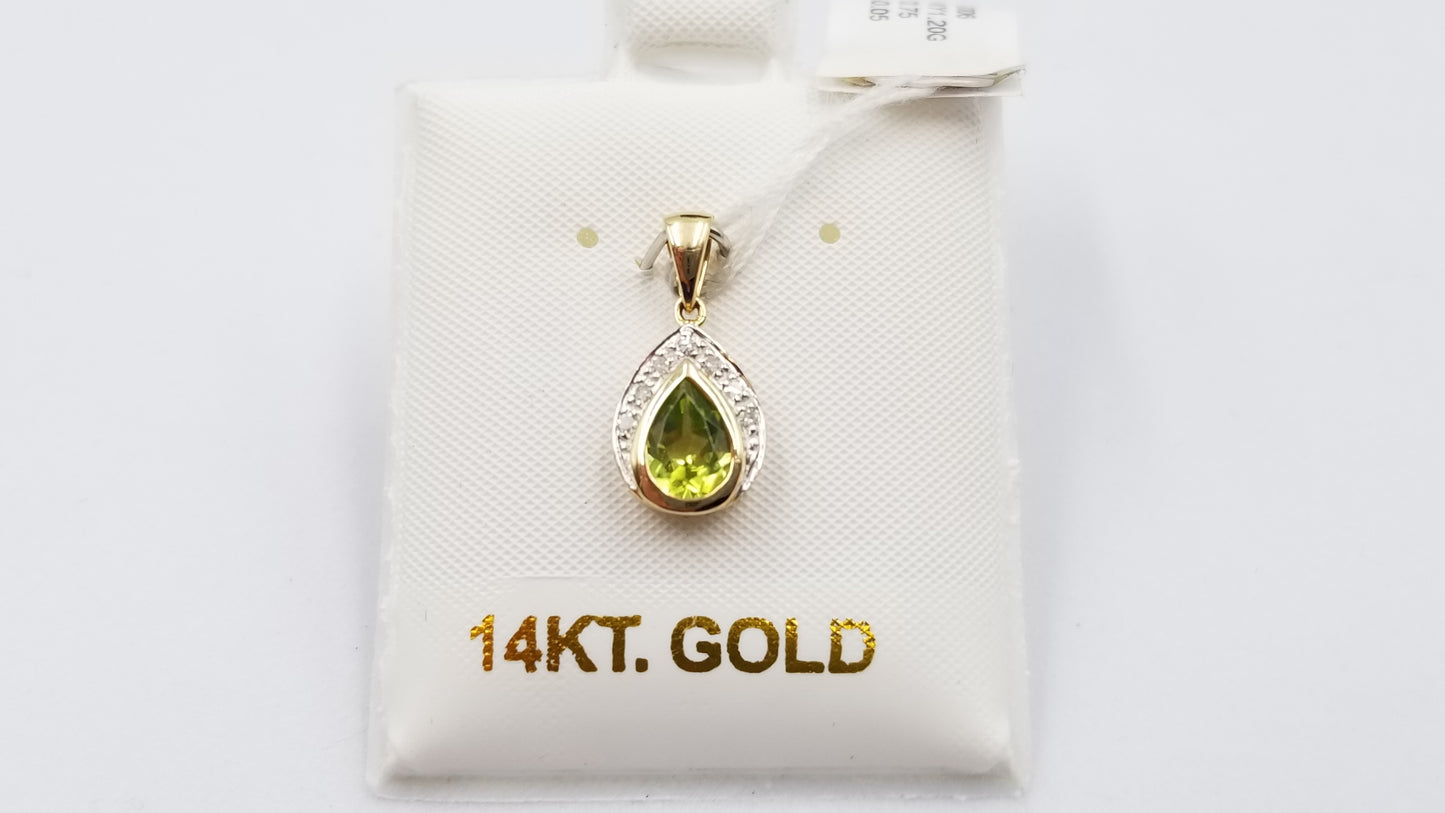 PERIDOT ( PEAR SHAPE ) WITH DIAMONDS 14 KT YELLOW GOLD PENDANT