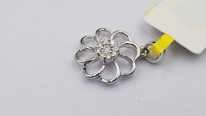 DIAMONDS CLUSTER DESIGN 18 KT WHITE GOLD PENDANT