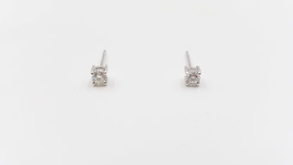 DIAMONDS 18 KT WHITE GOLD STUDS EARRINGS