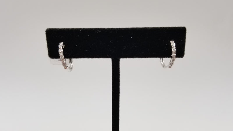 DIAMONDS 14 KT WHITE GOLD HINGED BACKS HOOP EARRINGS