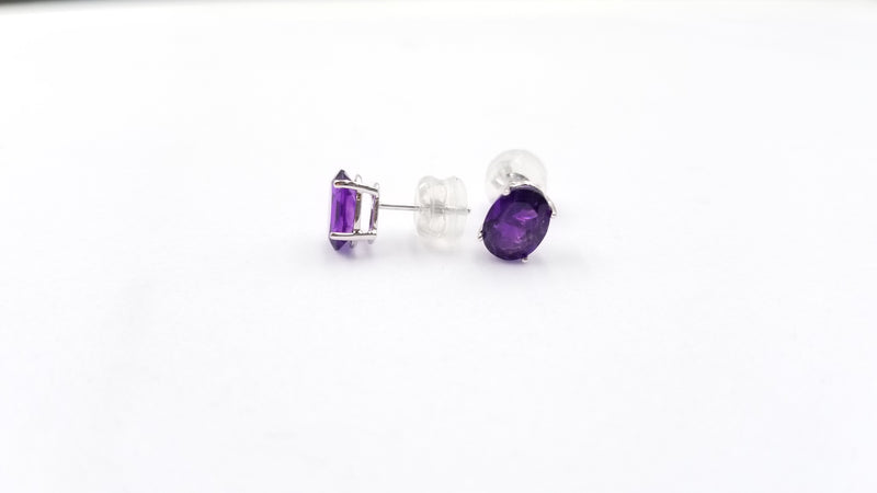 AMETHYST 6X8 MM OVAL 14 KT WHITE GOLD STUDS EARRINGS