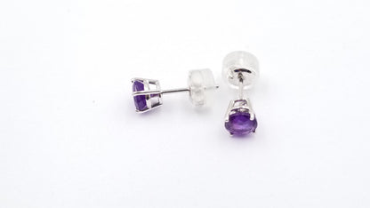 AMETHYST 5 MM ROUND 14 KT WHITE GOLD STUDS EARRINGS