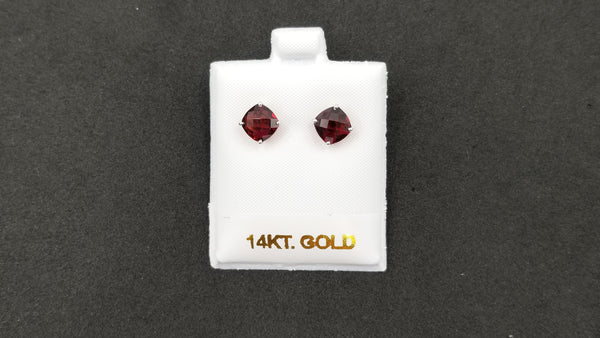 GARNET 7 MM SQUARE CHECKERBOARD CUT 14 KT WHITE GOLD STUD EARRINGS