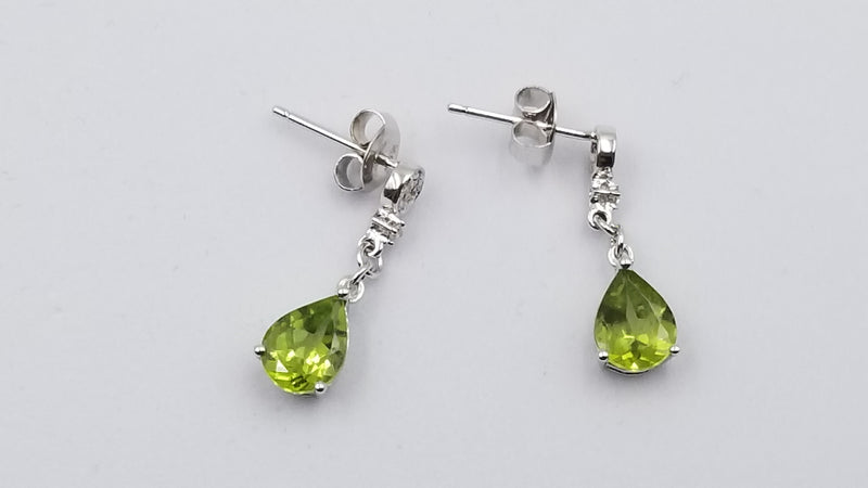 PERIDOT ( PEAR SHAPE ) WITH DIAMONDS 14 KT WHITE GOLD PUSH BACK DANGLE EARRINGS