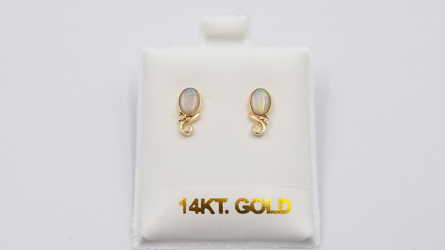 OPAL ( AUSTRALIAN ) OVAL BEZEL SETWITH DIAMOND 14 KT YELLOW GOLD STUD EARRINGS