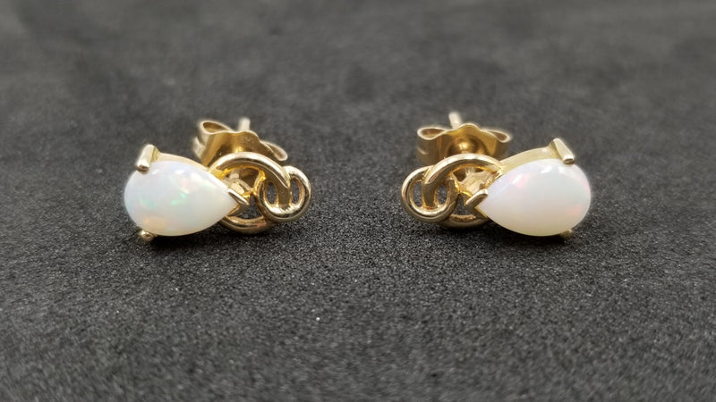 OPAL ( AUSTRALIAN ) PEAR SHAPE 14 KT YELLOW GOLD STUD EARRINGS