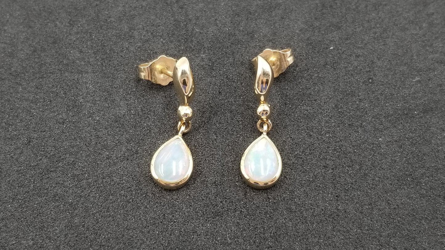 OPAL ( AUSTRALIA ) PEAR SHAPE BEZEL SET 14 KT YELLOW GOLD PUSH BACKS DANGLE EARRINGS