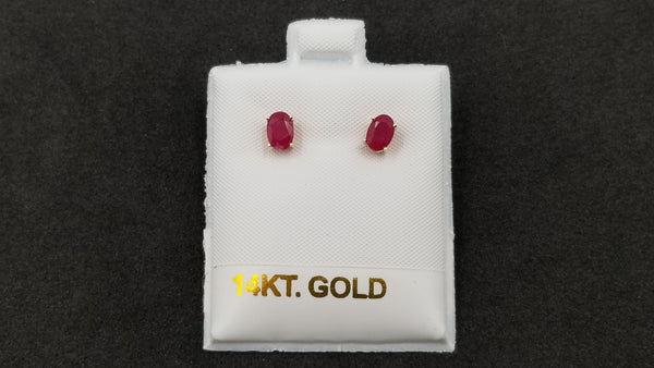 RUBY 4X6 MM OVAL 14 KT YELLOW GOLD STUD EARRINGS