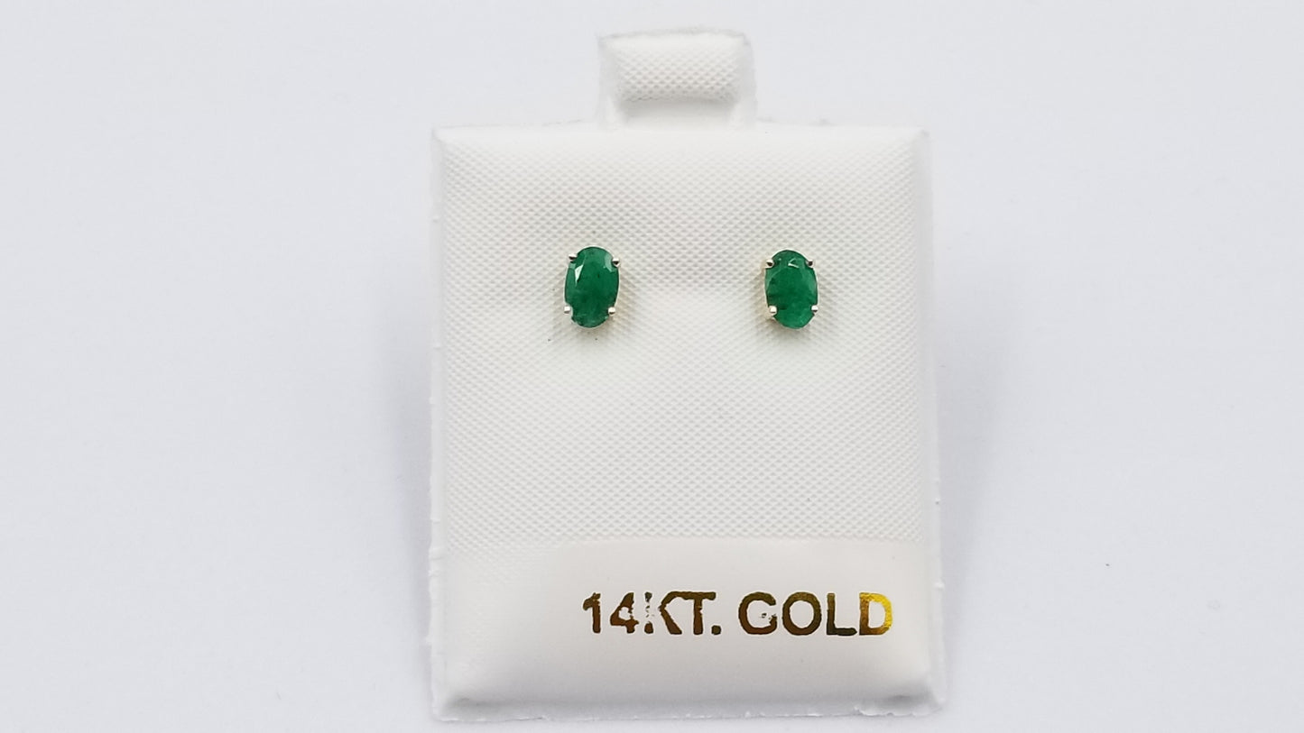 EMERALD 4X6 MM OVAL 14 KT YELLOW GOLD STUD EARRINGS