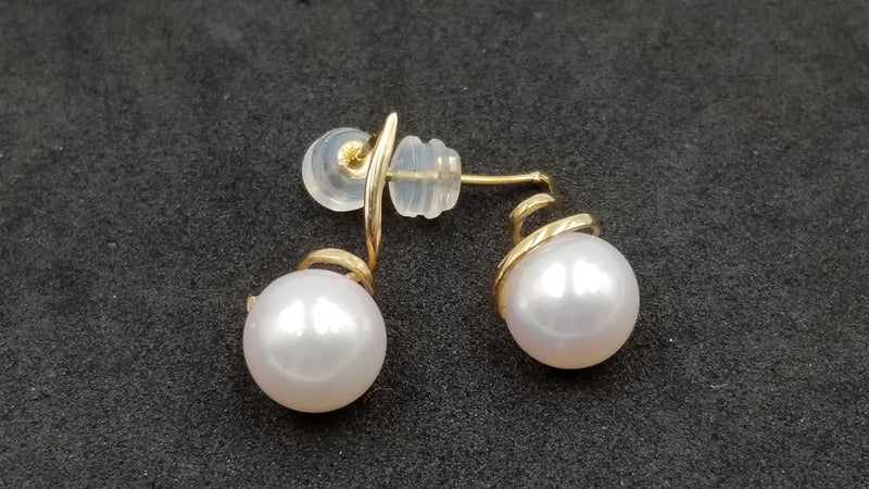 AKOYA CULTURE PEARL AAA 8-8.5 MM 18 KT YELLOW GOLD PUSH BACK EARRINGS