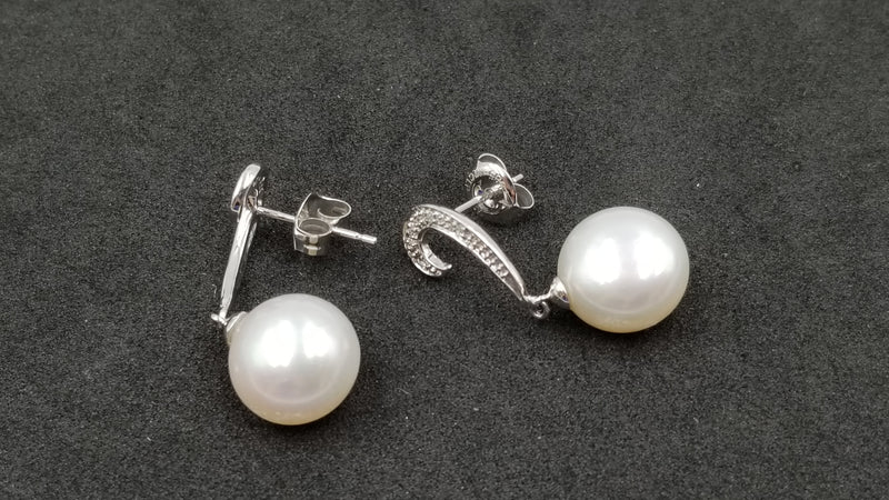 FRESHWATER POTATO PEARLS 10-11 MM WITH DIAMONDS 14 KT WHITE GOLD PUSH BACK DROP EARRINGS