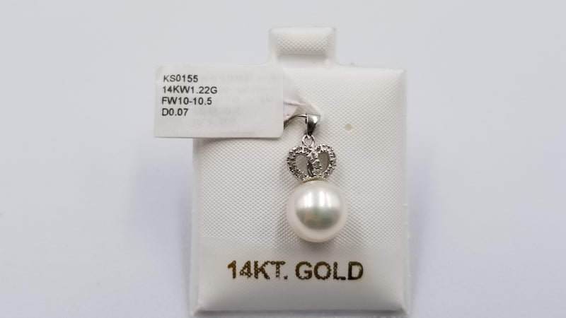 FRESHWATER CULTURE POTATO PEARL WITH DIAMONDS 14 KT WHITE GOLD PENDANT