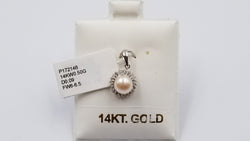 FRESHWATER CULTURE POTATO PEARL WITH DIAMONDS 14 KT WHITE GOLD CLASSIC PENDANT