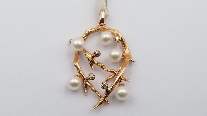 FRESHWATER CULTURE PEARL WITH DIAMONDS 14 KT PINK GOLD PENDANT