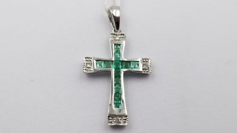 EMERALD WITH DIAMONDS CHANNEL SET 14 KT WHITE GOLD CROSS PENDANT