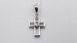 DIAMONDS 18 KT WHITE GOLD SMALL CROSS PENDANT