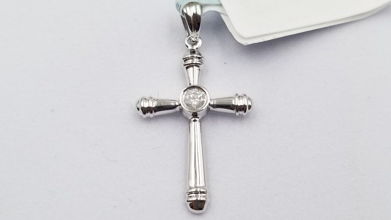 DIAMONDS 14 KT WHITE GOLD CROSS PENDANT