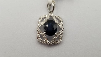 SAPPHIRE WITH DIAMONDS 14 KT WHITE GOLD PENDANT