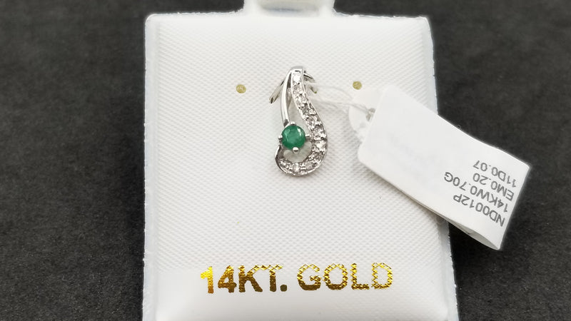 EMERALD WITH DIAMONDS 14 KT WHITE GOLD PENDANT