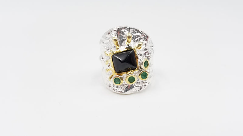 BLACK SPINAL W/EMERALDS STERLING SILVER TWO TONE RING