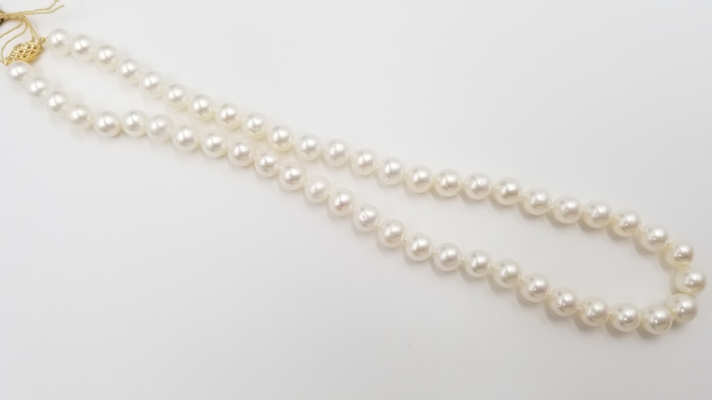 FRESHWATER CULTURE PEARLS 8-8.5 MM 14 KT YELLOW GOLD CLASP CLASSIC STRAND  NECKLACE