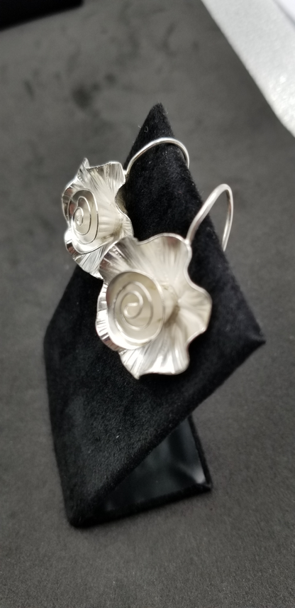 STERLING SILVER FLOWER EARRINGS